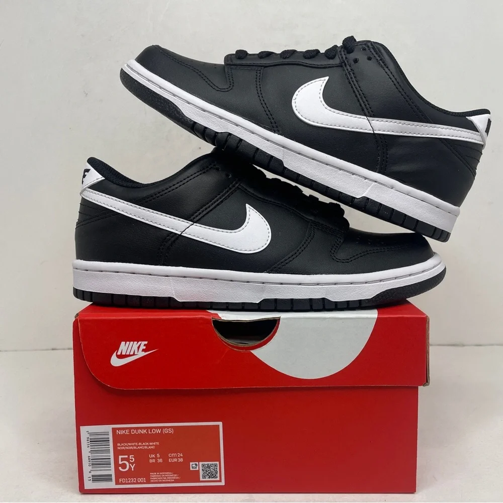 Nike Dunk Low GS “Panda 2.0” 2023 - Picture 1 of 4